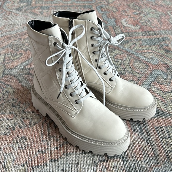 La Canadienne Yasmine Platform Waterproof Combat Boot - Picture 3 of 9